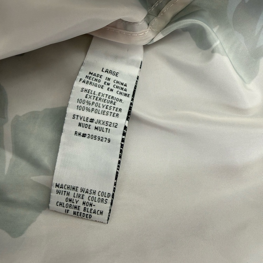 Thread & Supply Floral Patterned Windbreaker Spri… - image 8